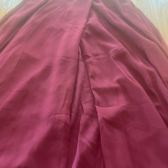 NWT Lulu’s Maroon Deep Red Spaghetti Strap Cross Back Long Formal Gown Side Slit - Picture 5 of 9